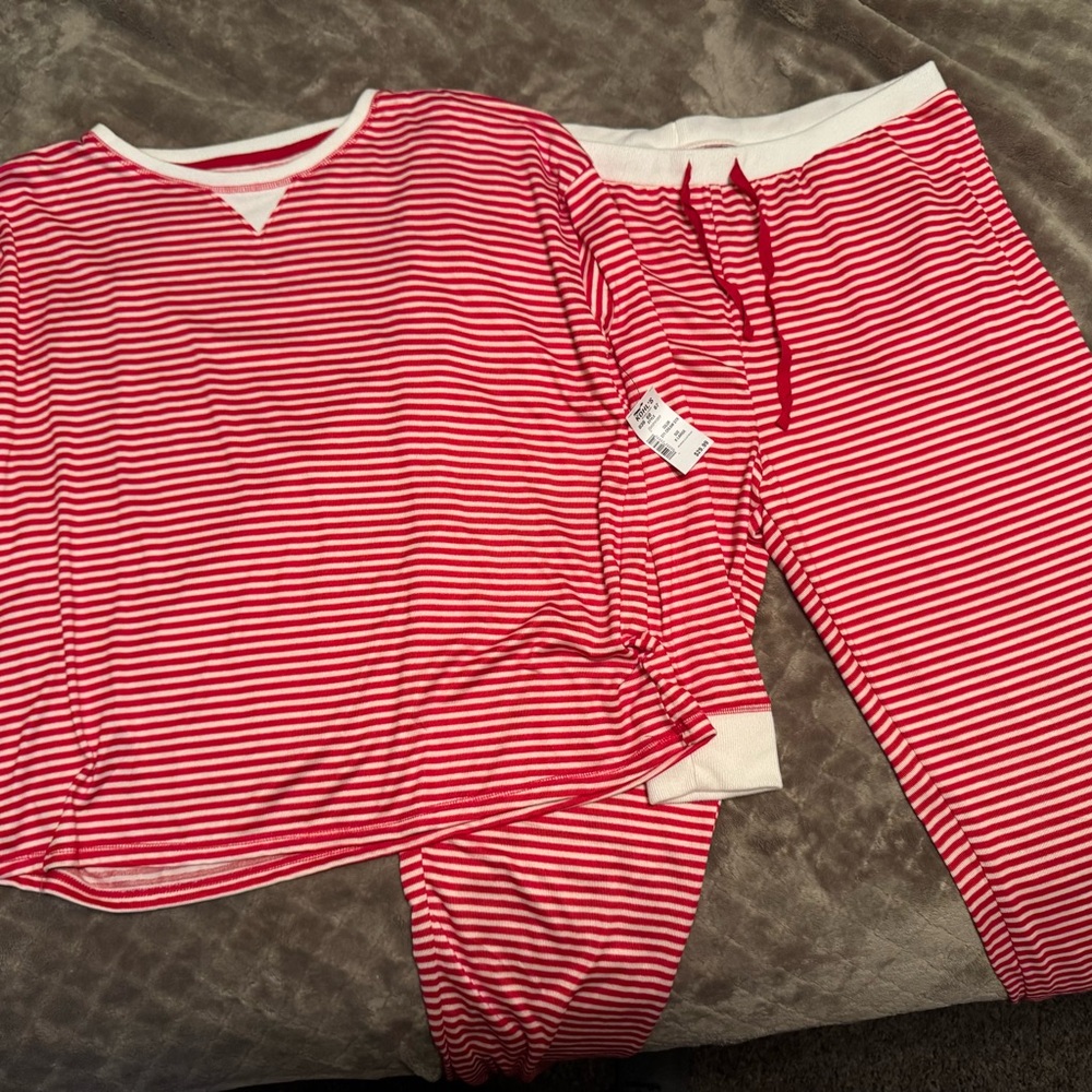 Sonoma Red & White Striped Pajama Set XL